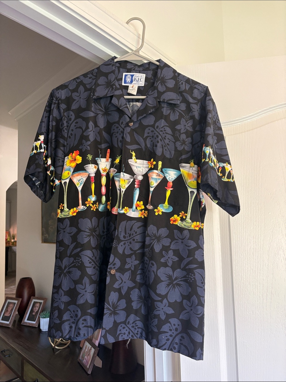 PJC Men's Black Hawaiian Shirt with Cocktail Print
